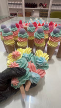 Load image into Gallery viewer, Cupcake soap- Bath chef-suds