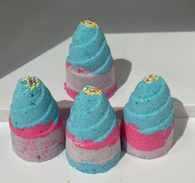 Load image into Gallery viewer, Unicorn poop- bath bomb- water