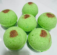 Load image into Gallery viewer, Delightfully fresh- bath bomb- water