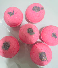 Load image into Gallery viewer, Pixie-bath bomb-water