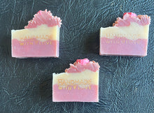 Load image into Gallery viewer, Flirt & Blush- everyday soap- suds