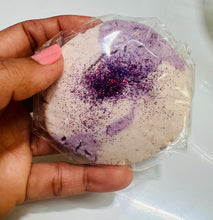 Load image into Gallery viewer, Majestic soak- bubble bar- water