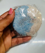 Load image into Gallery viewer, Lush lagoon -bubble bar- water