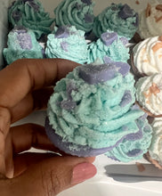 Load image into Gallery viewer, Envy- Wax melt