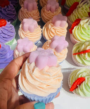 Load image into Gallery viewer, Fresh & Bold- everyday soap- suds