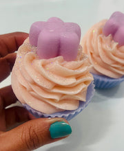 Load image into Gallery viewer, Fresh & Bold- everyday soap- suds