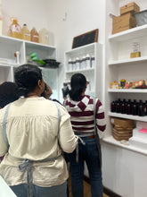 Load image into Gallery viewer, cold process Soap making - workshop