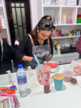 Load image into Gallery viewer, cold process Soap making - workshop