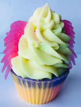 Load image into Gallery viewer, Cupcake soap- Bath chef-suds

