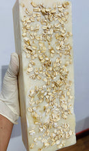 Load image into Gallery viewer, Oat Bliss- luxury crystal soap-suds
