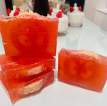 Load image into Gallery viewer, Wild spark-luxury crystal soap- suds
