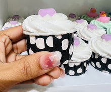 Load image into Gallery viewer, fizz fusion- cupcake bath bomb- water
