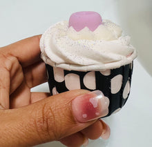 Load image into Gallery viewer, fizz fusion- cupcake bath bomb- water
