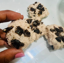 Load image into Gallery viewer, Choc Chip cookies-wax melt
