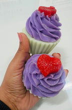 Load image into Gallery viewer, Cupcake soap- Bath chef-suds
