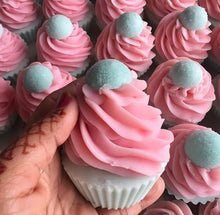 Load image into Gallery viewer, Cupcake soap- Bath chef-suds
